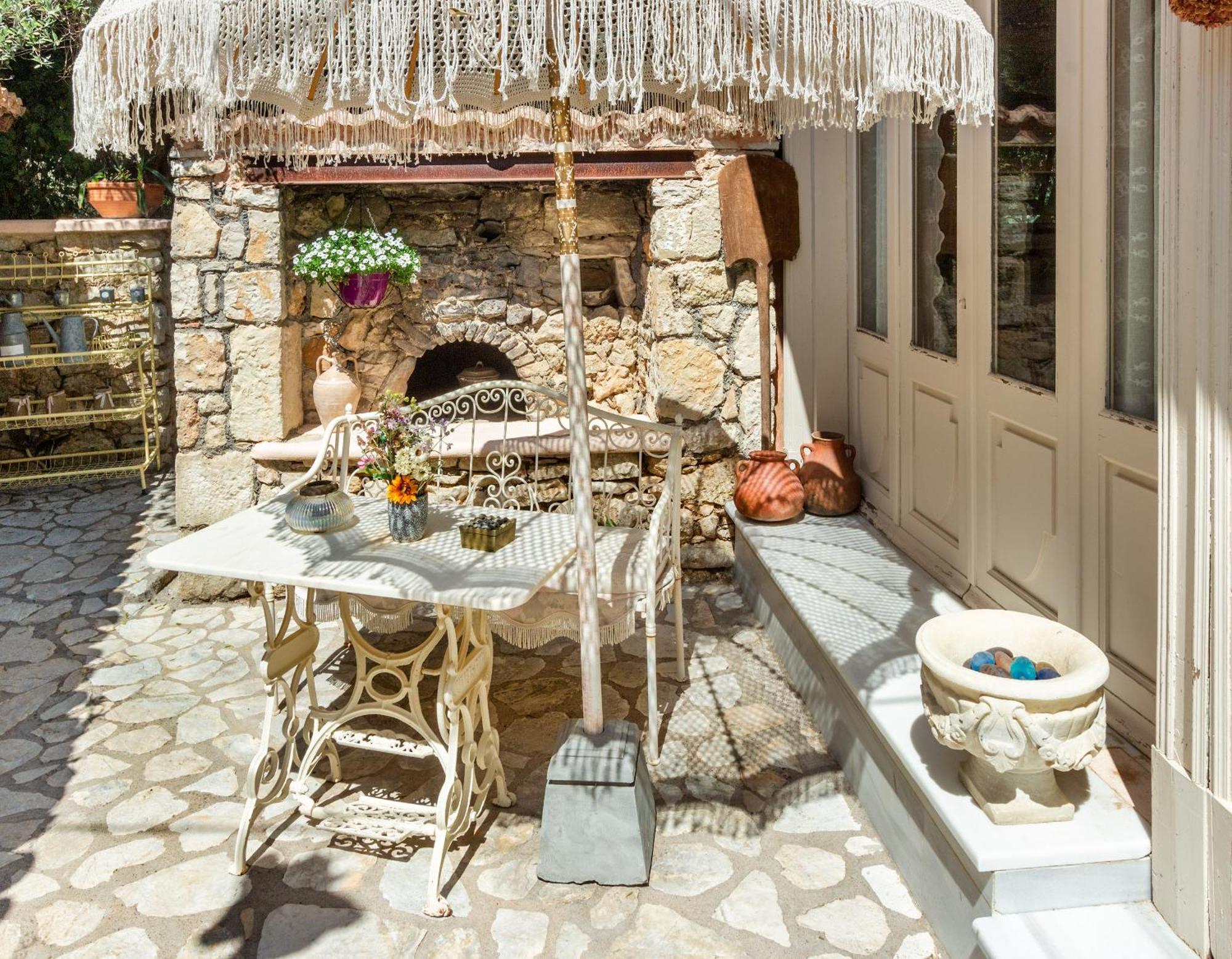 Aparthotel Pavezzo Country Retreat Katouna Esterno foto